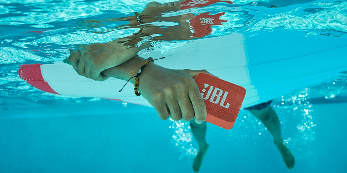 JBL Go 2 pour la piscine