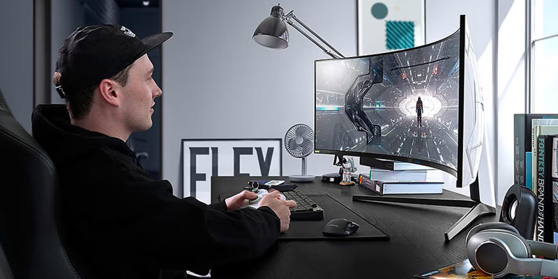Écrans PC incurvés
