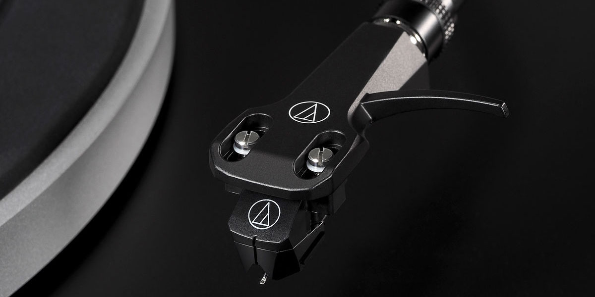 Audio-Technica LP120xBTUSB Platine à Entraînement Direct