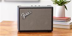 Fender Monterey Noir