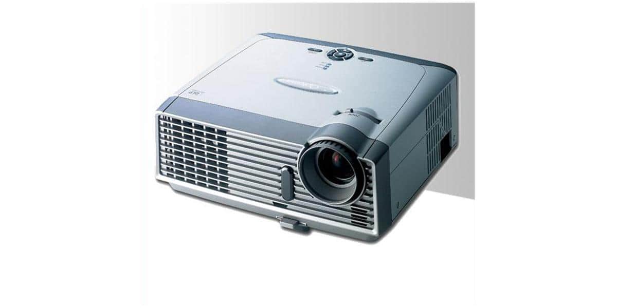 Optoma DX733