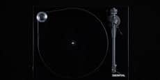 Pro-ject Essential III OM-10e Noir laqué