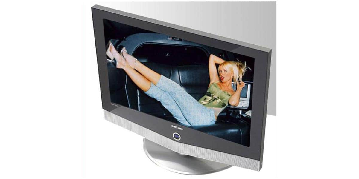 Samsung LE32R51B
