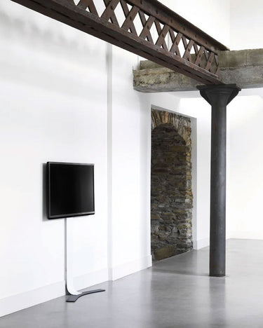 Comment choisir un support TV sur pied&nbsp;?