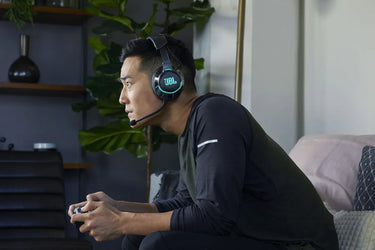 JBL Quantum 810 Wireless - EasyLounge - 12