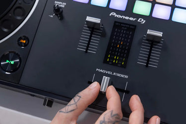 Pioneer DJ DDJ-REV5 - EasyLounge - 14