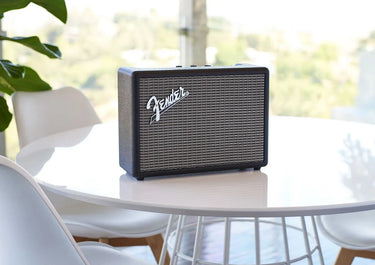 Fender Monterey Noir - EasyLounge - 20