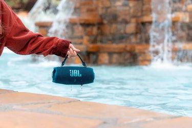 JBL Charge 6 Bleu - EasyLounge - 3