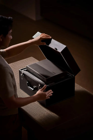 XGIMI Titan Noir Ultra Max - EasyLounge - 43
