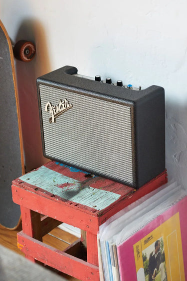 Fender Monterey Noir - EasyLounge - 19