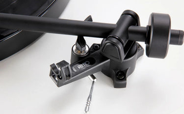 Rega Planar 1 Blanc mat Carbon MM - EasyLounge - 4
