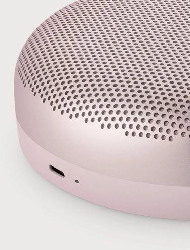Bang Olufsen Beosound A1 2nd Gen Rose - EasyLounge - 4