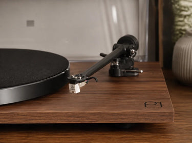 Rega Planar 1 Noyer Carbon MM - EasyLounge - 4
