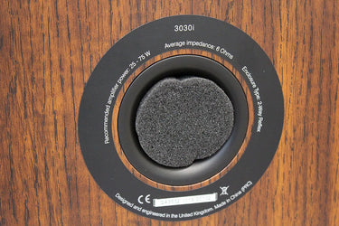 Q Acoustics 3030i Noyer - EasyLounge - 15