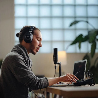 AKG K371 - EasyLounge - 16