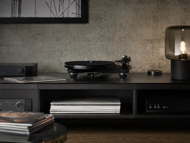 Rega Planar 8 + Neo PSU (sans cellule) - EasyLounge - 3