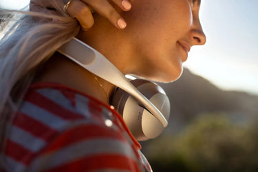 Bose Noise Cancelling Headphones 700 Silver - EasyLounge - 26