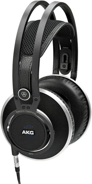 AKG K812