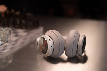 Bang & Olufsen Beoplay Portal PS5/PC Gris clair - EasyLounge - 12